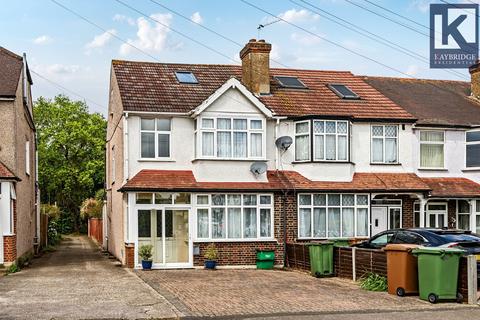 4 bedroom end of terrace house for sale, Stoneleigh Avenue, Worcester Park, KT4