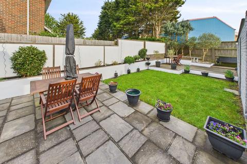 21 Orchard Close, Southwick, Brighton, BN42 4NJ