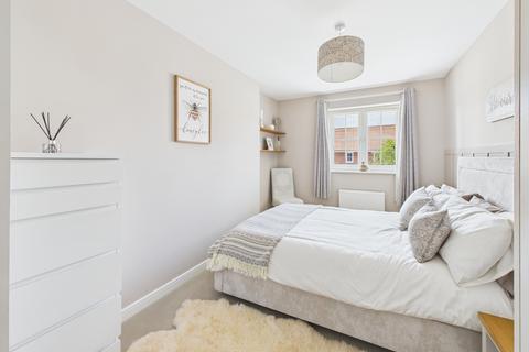 4 Lingwell Close, Chinnor, OX39 4FR