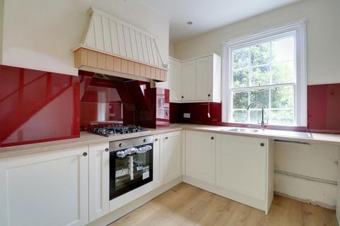 3 bedroom house to rent, Wye Terrace, Hereford, HR4 9DW