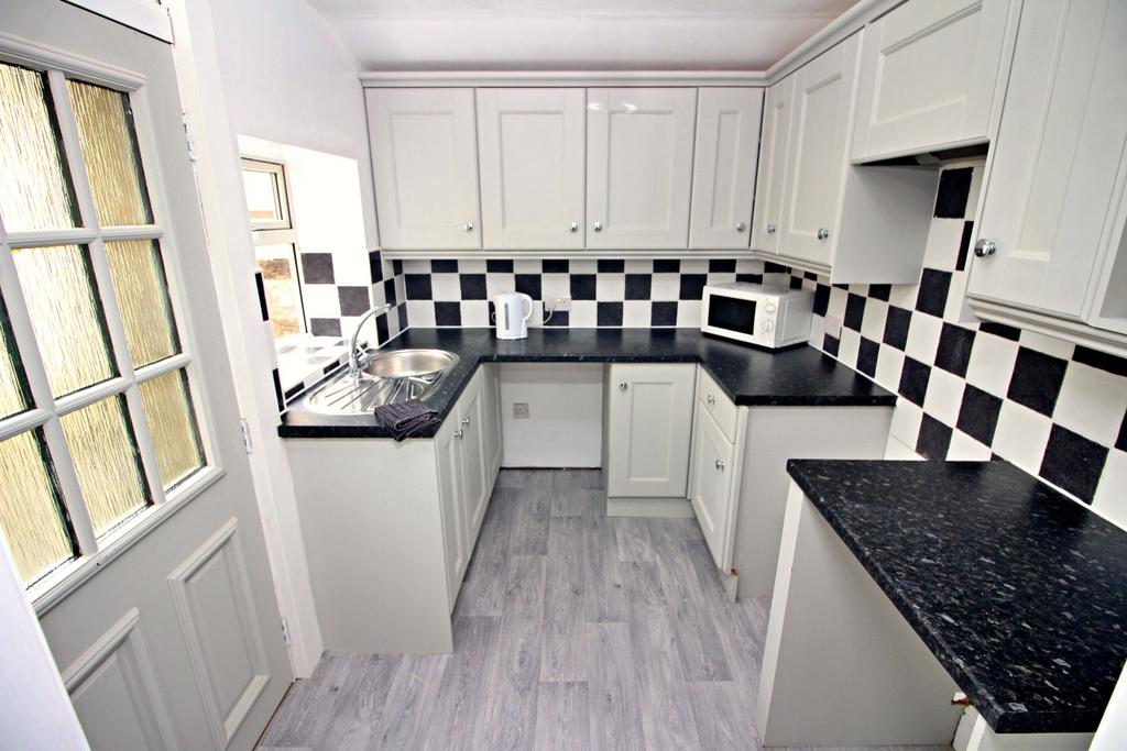 Fitted Kitchen