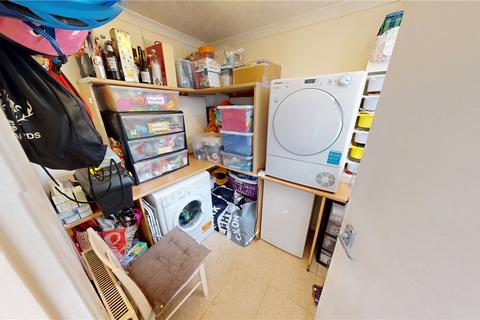 257 Crawley Close, Corringham, Stanford-le-hope, SS17 7JU