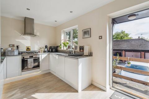 undefined,  Stringers Cottages, GERRARDS CROSS SL9