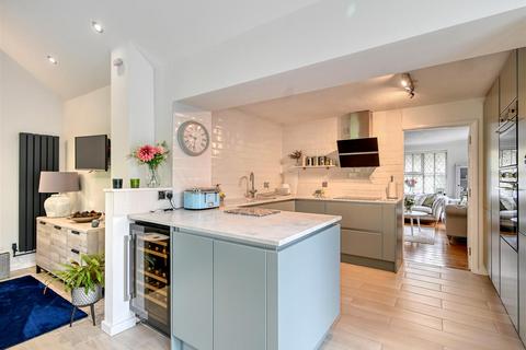 1 Manor House Close, Much Wenlock, TF13 6LZ