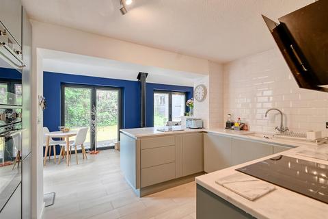 1 Manor House Close, Much Wenlock, TF13 6LZ