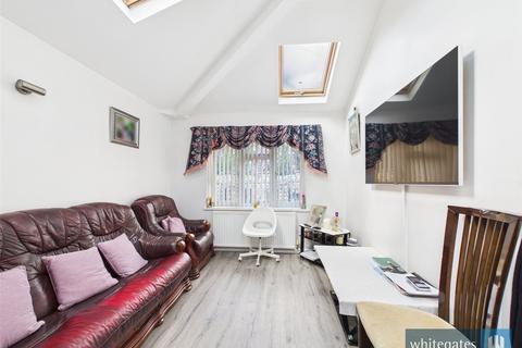 5 bedroom detached house for sale, Hunters Park Avenue, Clayton, Bradford, West Yorkshire, BD14