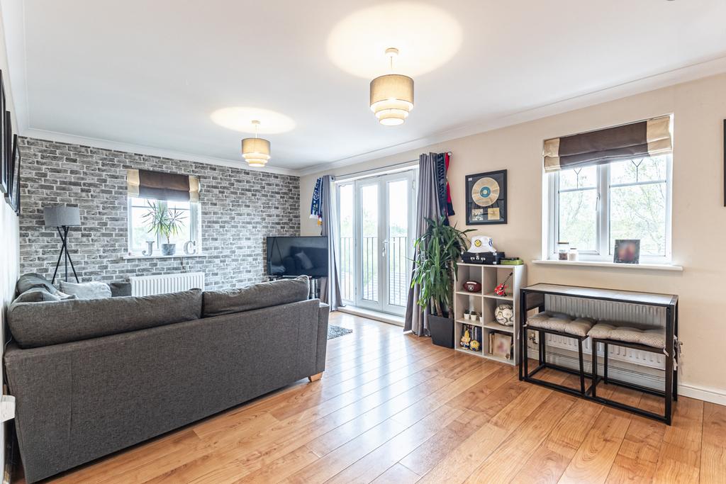2 Bedroom, Apartment