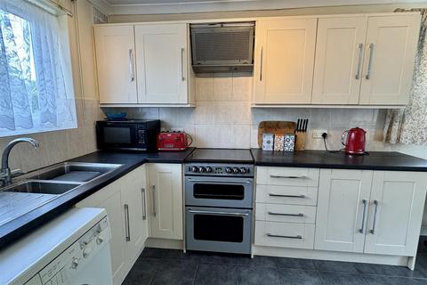 2 bedroom end of terrace house for sale, Witley *No Onward Chain*