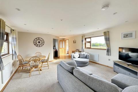1 bedroom bungalow to rent, St. Columb