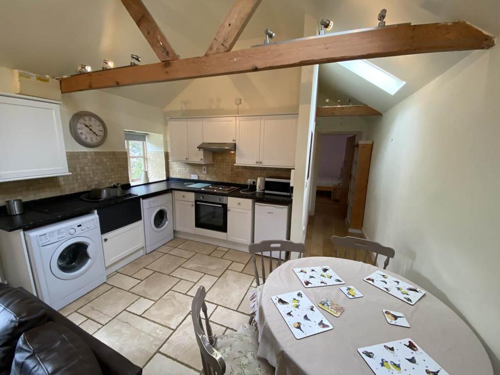 Kitchen diner area