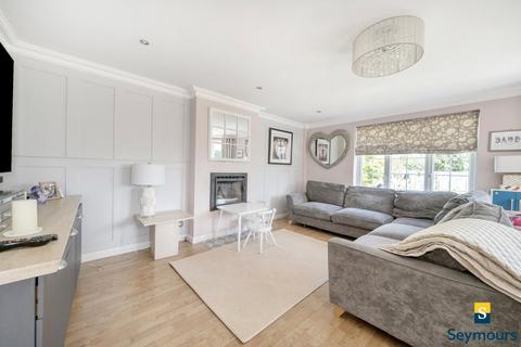 47 Coltsfoot Drive, Guildford, GU1 1YG
