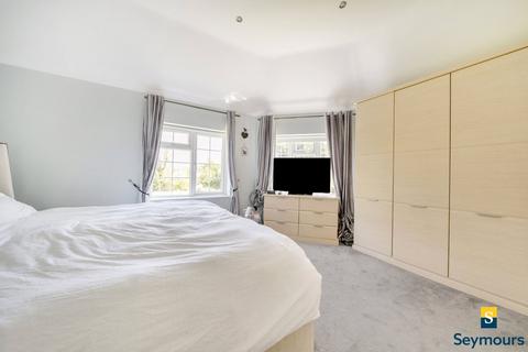 47 Coltsfoot Drive, Guildford, GU1 1YG