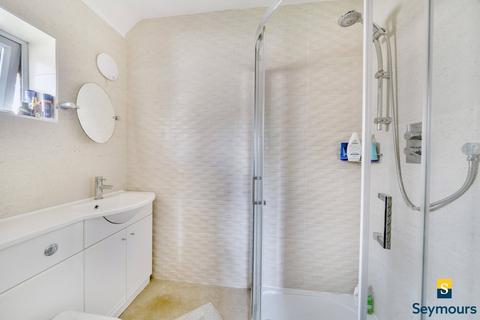 47 Coltsfoot Drive, Guildford, GU1 1YG