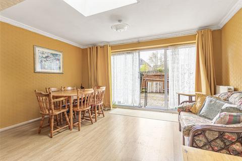 undefined, Dean Road, Hounslow, TW3