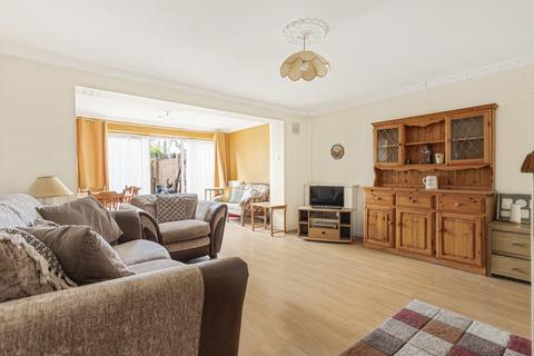 undefined, Dean Road, Hounslow, TW3