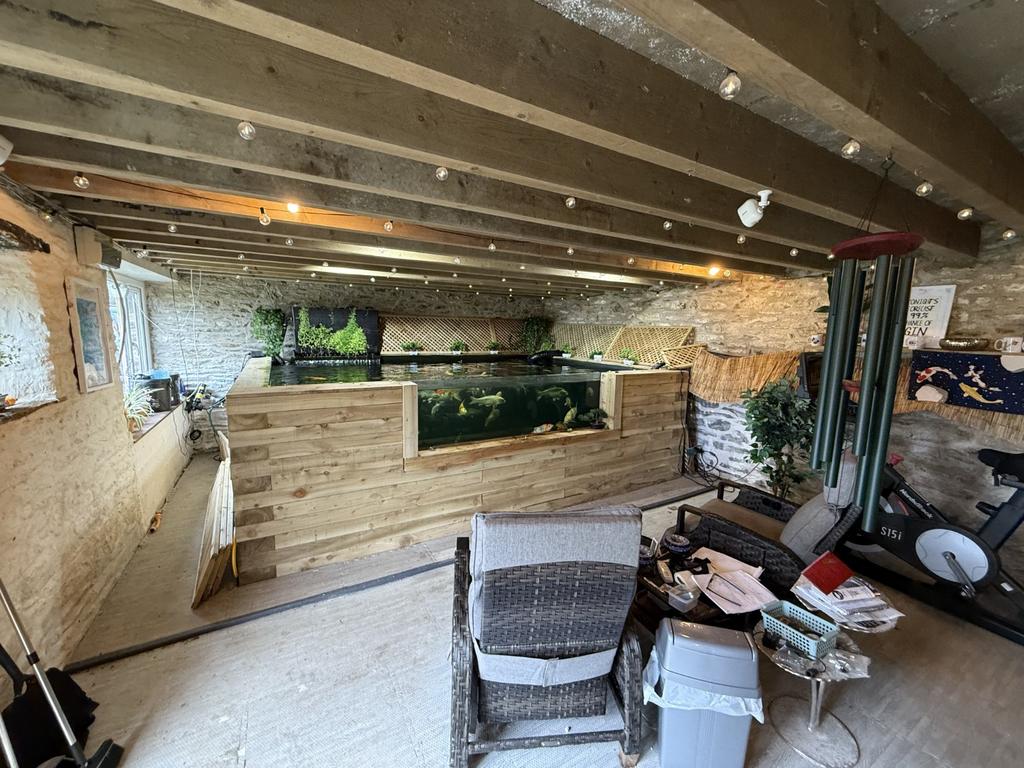 Pond Room  (Section 1)