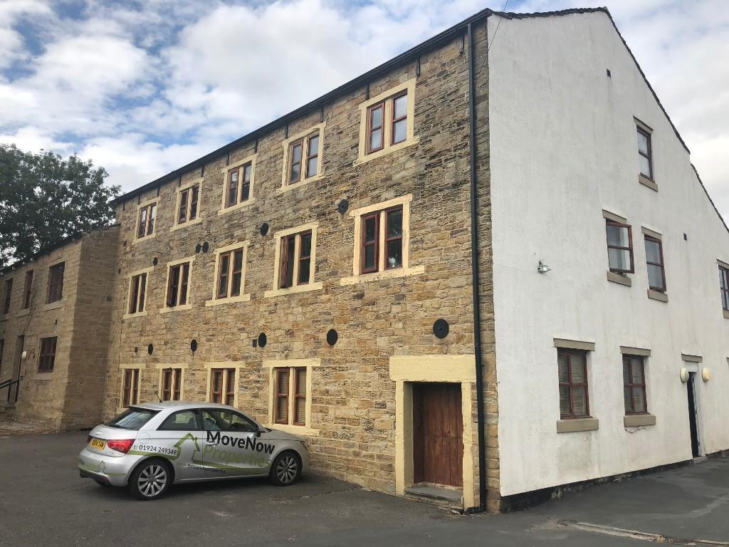 2 Bed Unfurnished Apartment