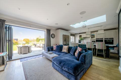 Oxhey Cottage Manor Road, Ripley, Woking, GU23 6JW