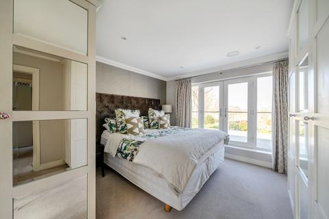 Oxhey Cottage Manor Road, Ripley, Woking, GU23 6JW