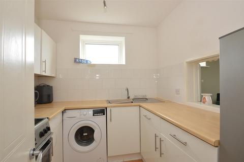 2 bedroom ground floor flat for sale, CENTRAL RYDE