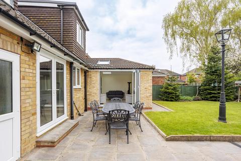 2 bedroom detached bungalow for sale, Howard Drive, York
