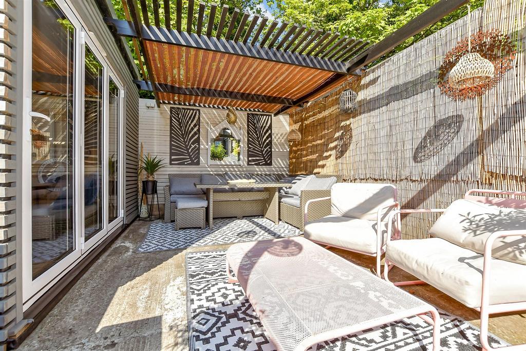 Patio / Decking