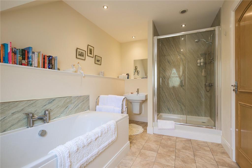 Ensuite