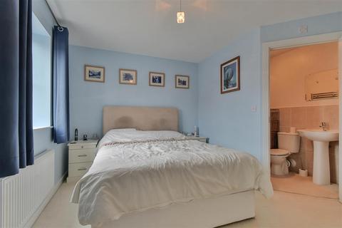 15 Battle Close, Boroughbridge, York, YO51 9GN