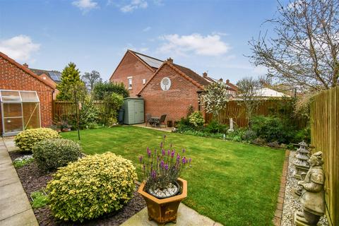 15 Battle Close, Boroughbridge, York, YO51 9GN
