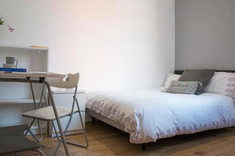 2 bedroom flat for sale, St. Andrews Road, Southsea