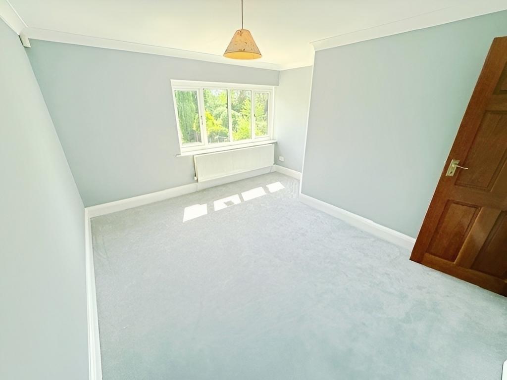Pbox-bedroom-268429.jpg