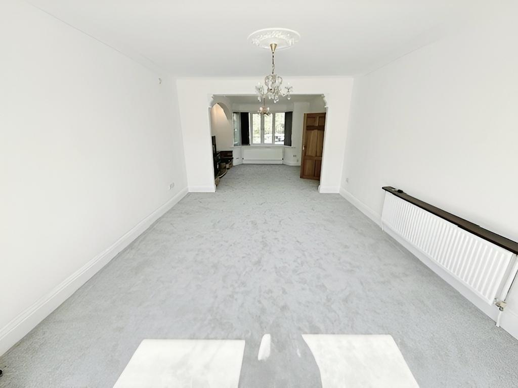 Pbox-bedroom-268429.jpg