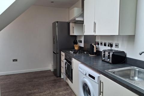 2 bedroom flat to rent, Priestgate Court, Priestgate, Peterborough, Cambridgeshire. PE1 1JA