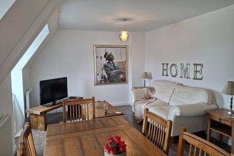 2 bedroom flat to rent, Priestgate Court, Priestgate, Peterborough, Cambridgeshire. PE1 1JA
