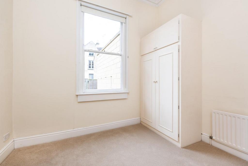 Flat, 3 Russell Street, Bath BA1 2 GF-8.jpg