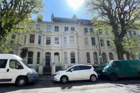 Studio to rent, St Aubyns, Hove, East Sussex