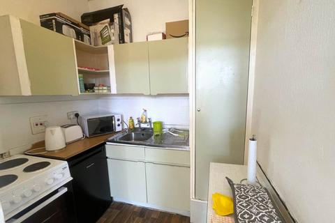 Studio to rent, St Aubyns, Hove, East Sussex