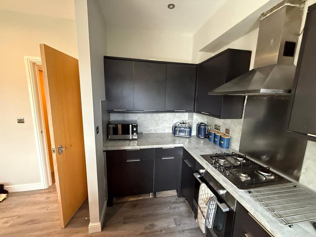 Kitchen (2)
