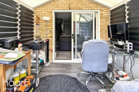 2 bedroom terraced house for sale, Keeble Way, Braintree