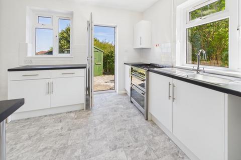 4 bedroom semi-detached house to rent, Haycombe Drive, Bath