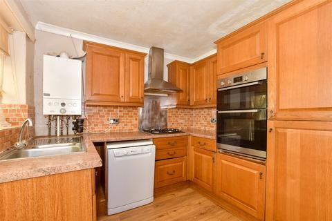34 Highview Road, Telscombe Cliffs, Peacehaven, BN10 7AZ