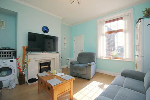3 bedroom terraced house for sale, Wibsey Park Avenue, Wibsey, Bradford, BD6