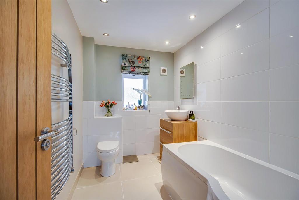 Bathroom/w.c.