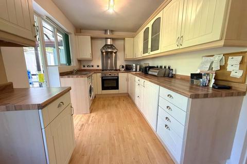 42 Claregate, Northampton, NN4 0QZ