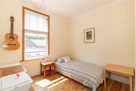 49 Cobden Road, Worthing, BN11 4BD
