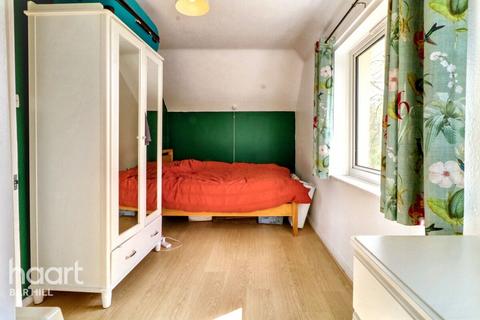 3a Barton Road, Comberton, Cambridge, CB23 7BP