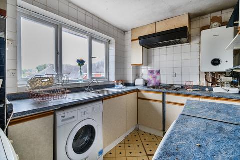 2 bedroom maisonette for sale, Chilham Close, Frimley, Camberley, Surrey, GU16