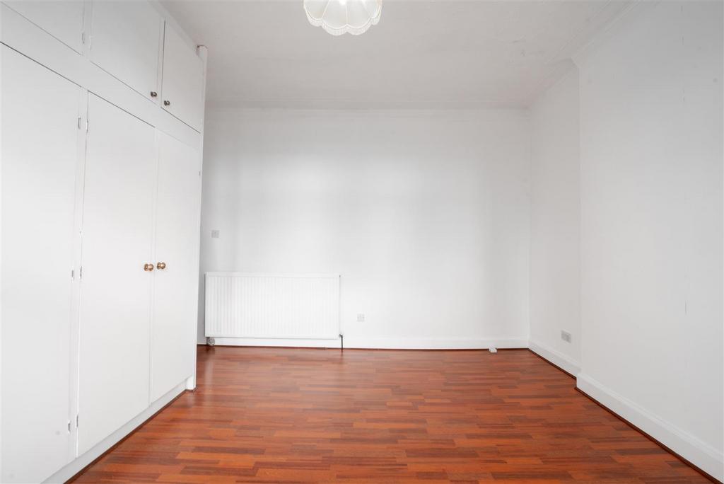 Bedroom.new.jpg