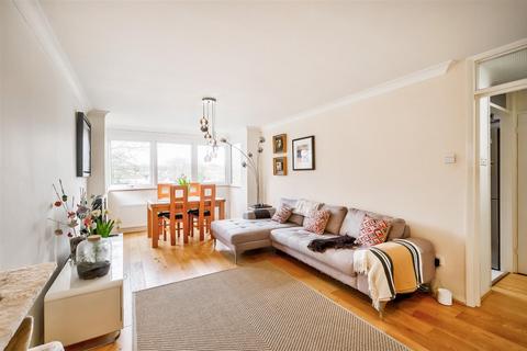 2 bedroom flat for sale, New Wanstead, Wanstead