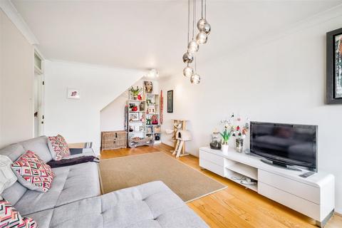 2 bedroom flat for sale, New Wanstead, Wanstead